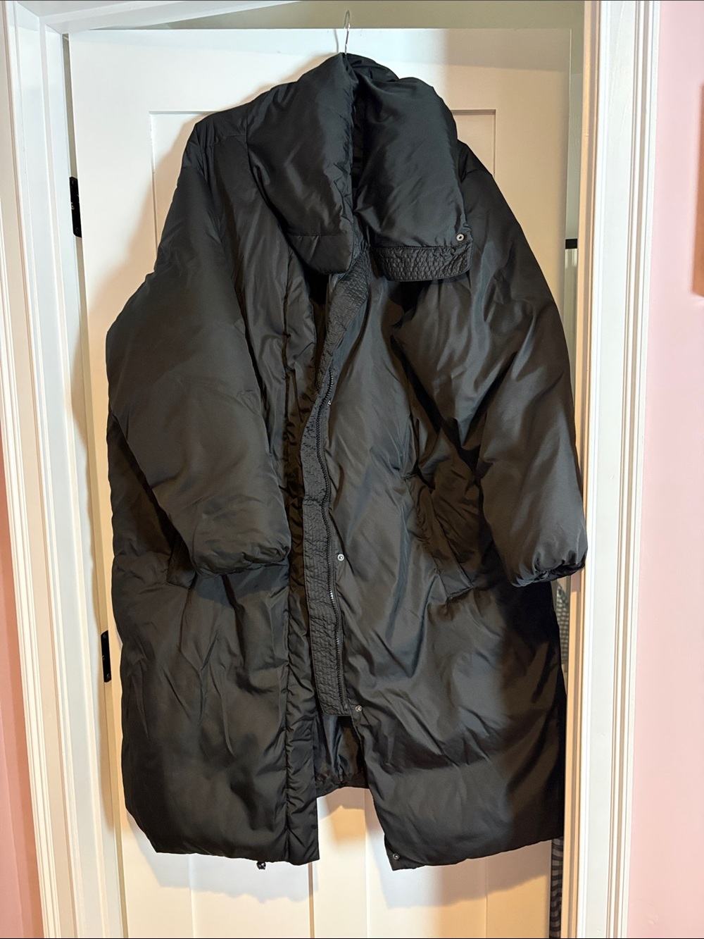 Old Navy Black Oversized Puffer Coat with High Collar